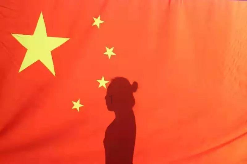 摇滚乐团的装扮